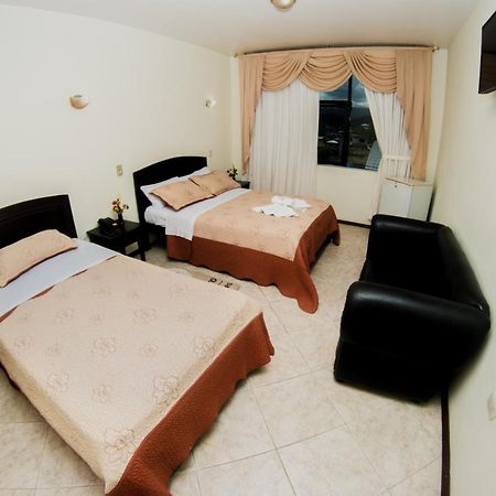 Hotel Oro Negro Puyo Dış mekan fotoğraf